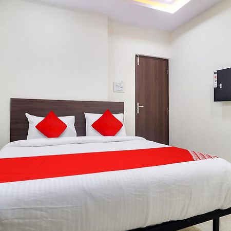 Hotel O Red Stone Hotels ไฮเดอราบัด ภายนอก รูปภาพ