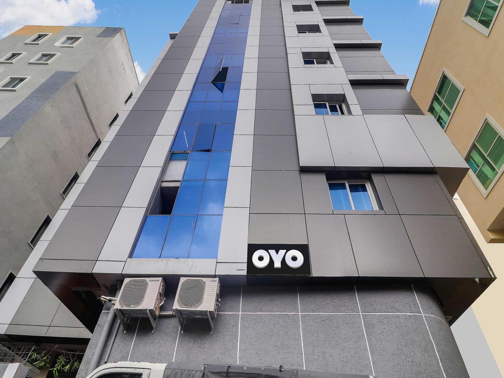 Hotel O Red Stone Hotels ไฮเดอราบัด ภายนอก รูปภาพ