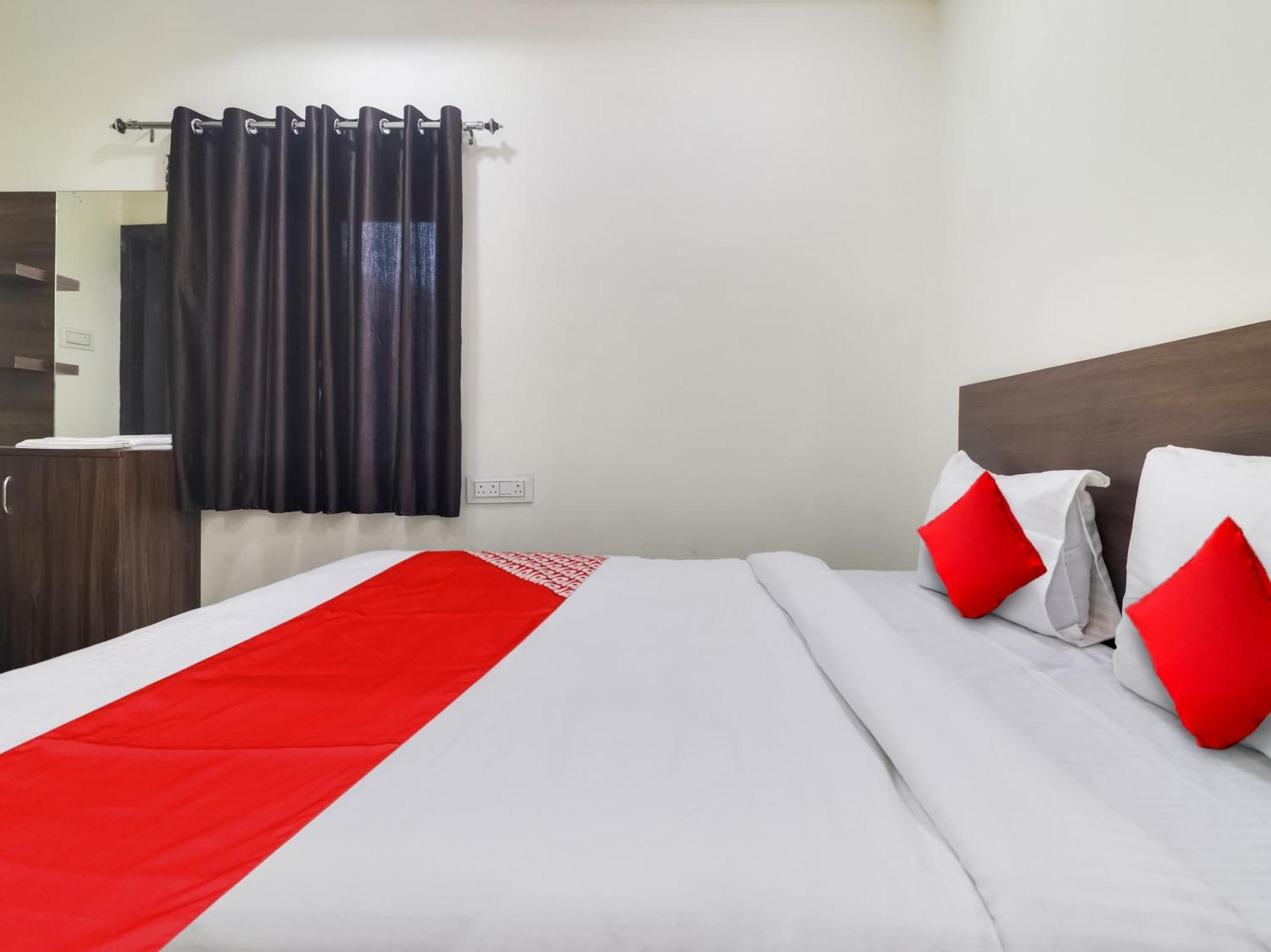 Hotel O Red Stone Hotels ไฮเดอราบัด ภายนอก รูปภาพ