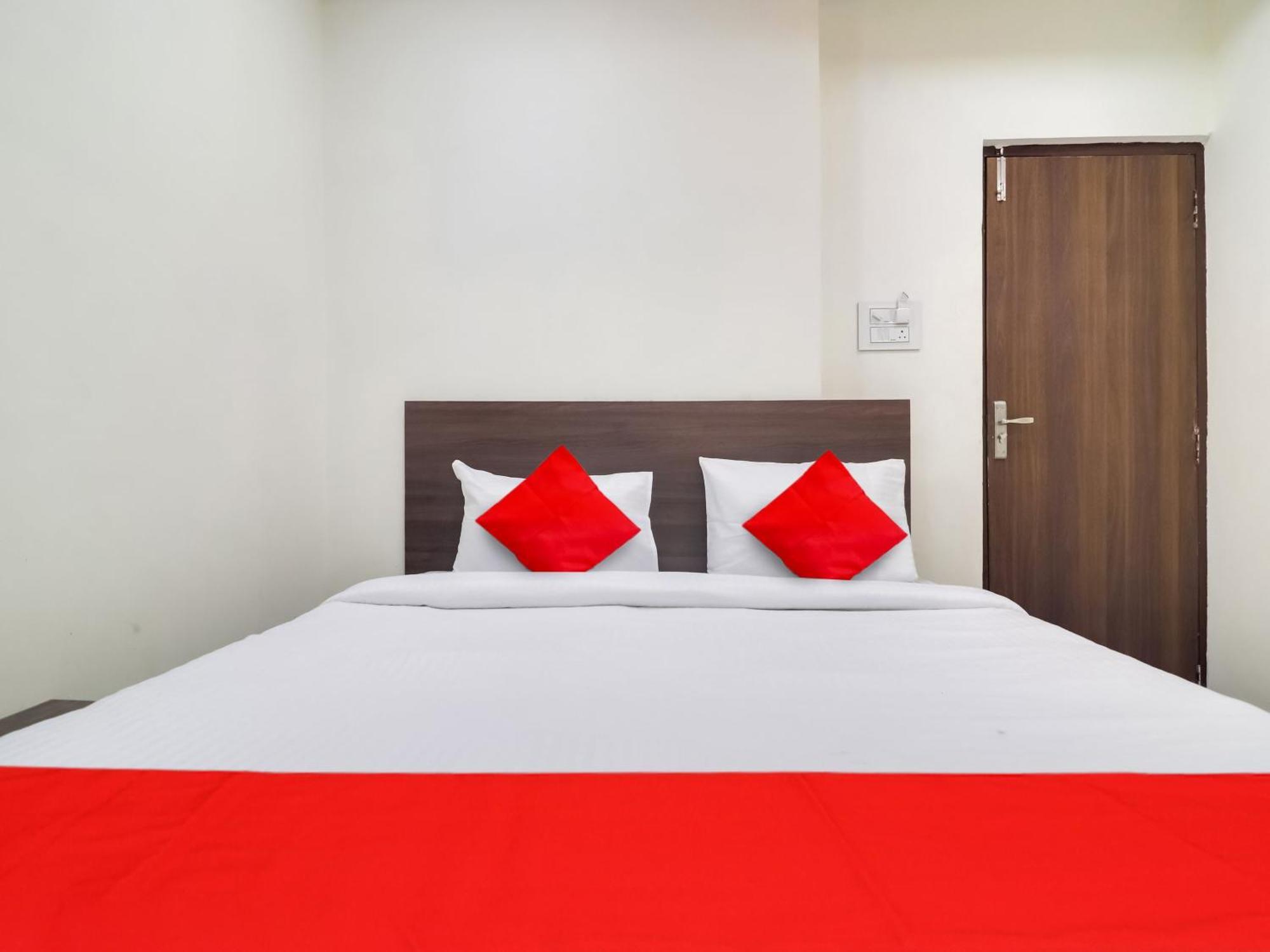 Hotel O Red Stone Hotels ไฮเดอราบัด ภายนอก รูปภาพ
